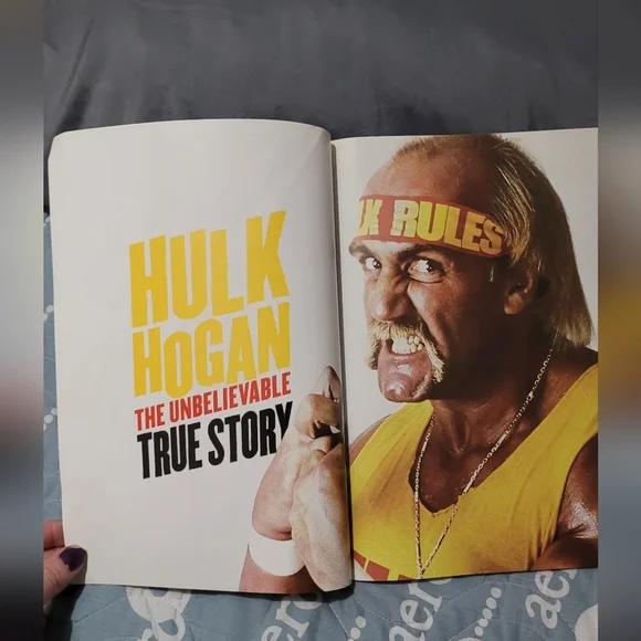 Autographed Hulk Hogan True Story Magazine - Picture 3 of 4